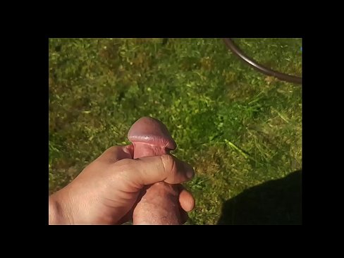 ❤️ Hot hottie får sin lyserøde fisse kneppet og kommer med en sprøjte i en sommerhave ❤️❌ Skøn porno at da.passionfeverspot.ru